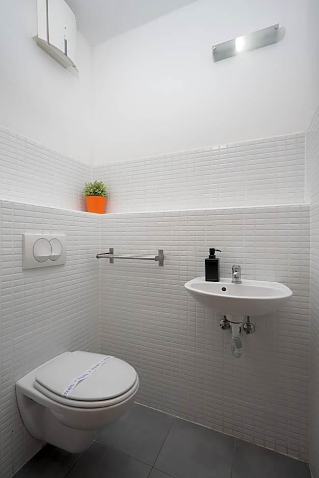 Central Passage Apartments by Vagabond Downtown