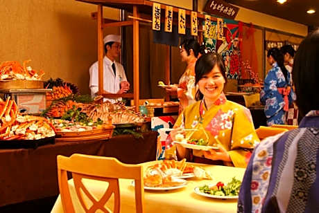 Kumino Hama Minato Yuyu