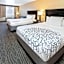 La Quinta Inn & Suites by Wyndham Logan