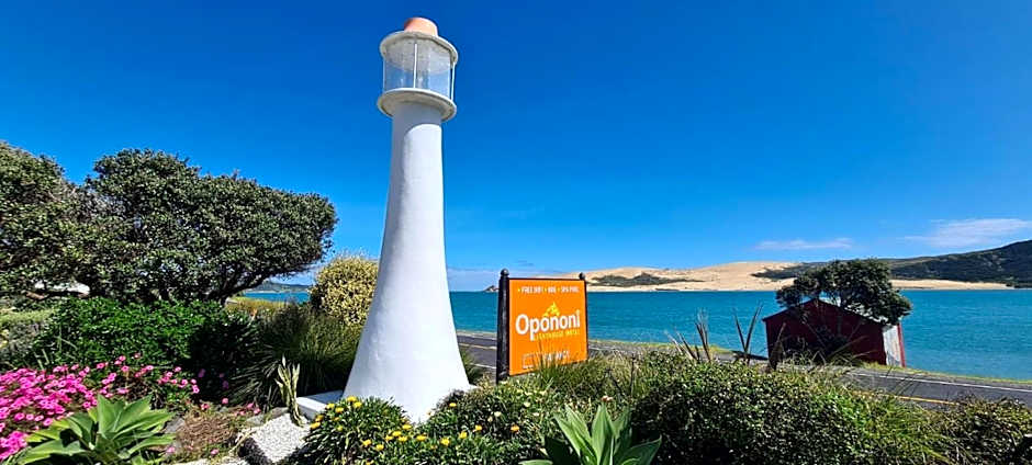Opononi Lighthouse Motel