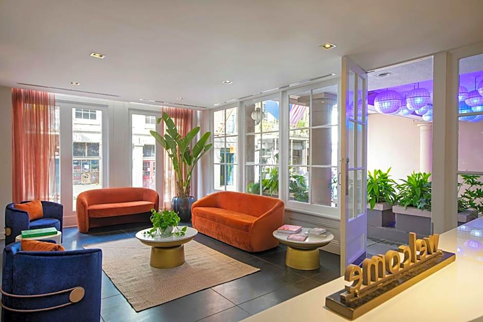 Hotel De La Poste - French Quarter, A Renaissance Hotel