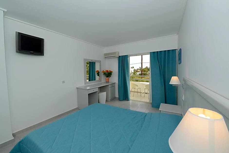 Palm Beach Hotel - Adults only