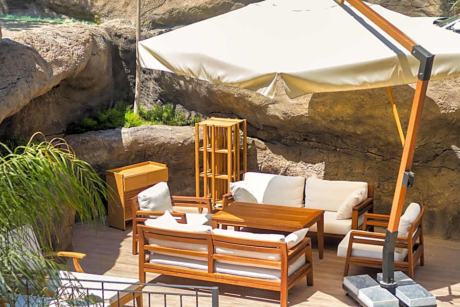 AMOSSİA Elite Boutique Hotel