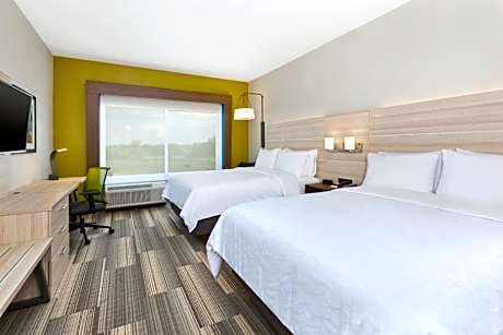 Standard Room with Two Queen Beds