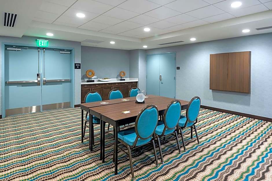 Hampton Inn By Hilton Baltimore Bayview Campus