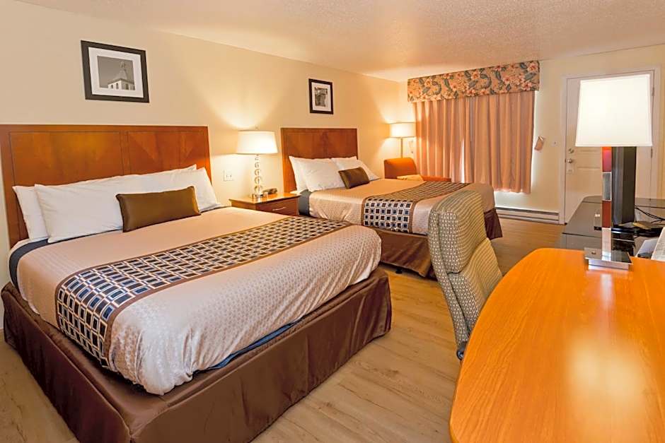 Riviera Inn