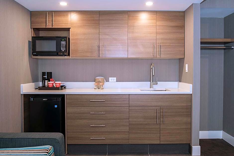 Sandman Signature Calgary Downtown Hotel