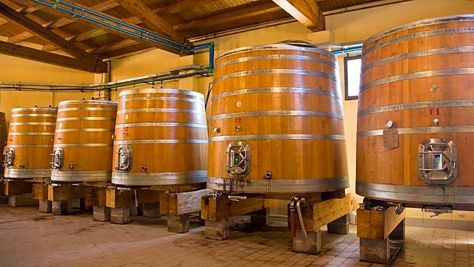 Relais Abbazia Santa Anastasia Resort & Winery