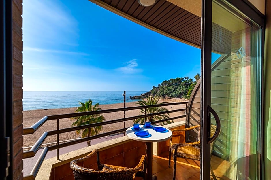 Almirall Apartaments