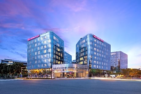 Crowne Plaza Shanghai Hongqiao By IHG