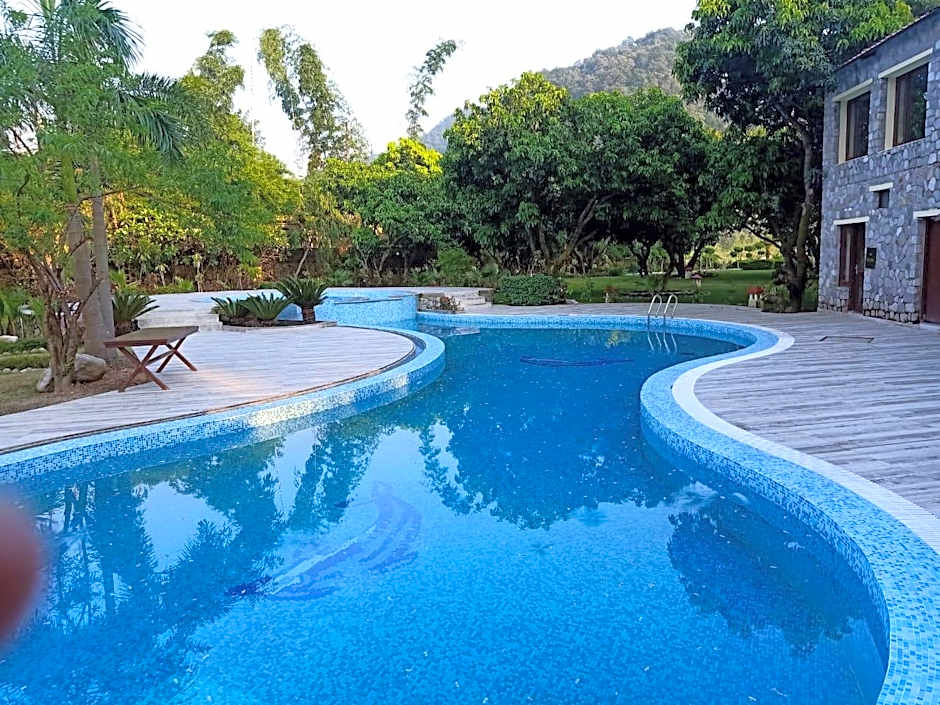 Foto 1 daripada 12 — Dewdrop Mango Bloom Resort