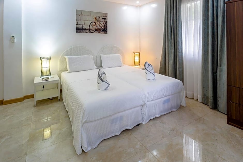 MADISON GARDEN AND RESIDENCES