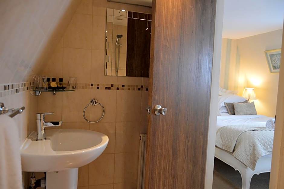 Le Bouchon Brasserie & Hotel