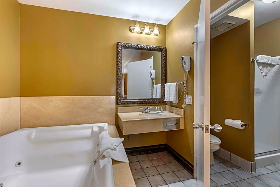 Quality Inn & Suites Westminster - Seal Beach Westminster