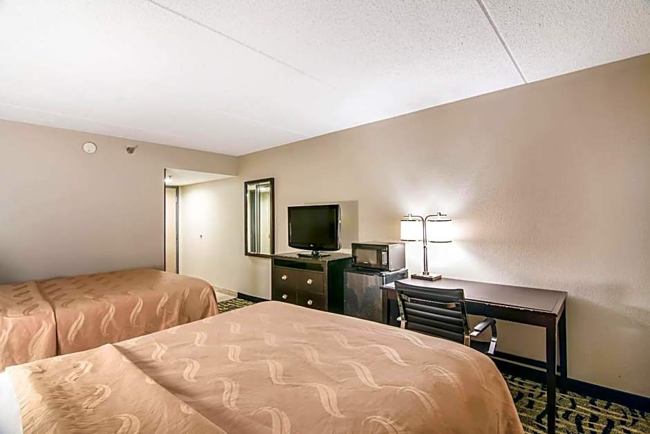 Quality Inn Rochester West
