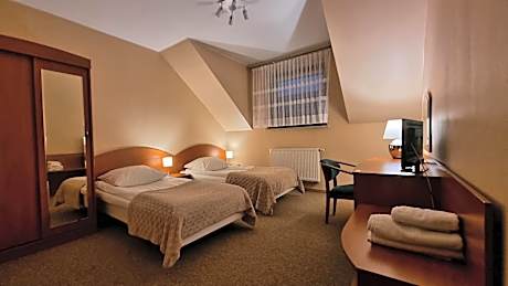 Hotel Jola