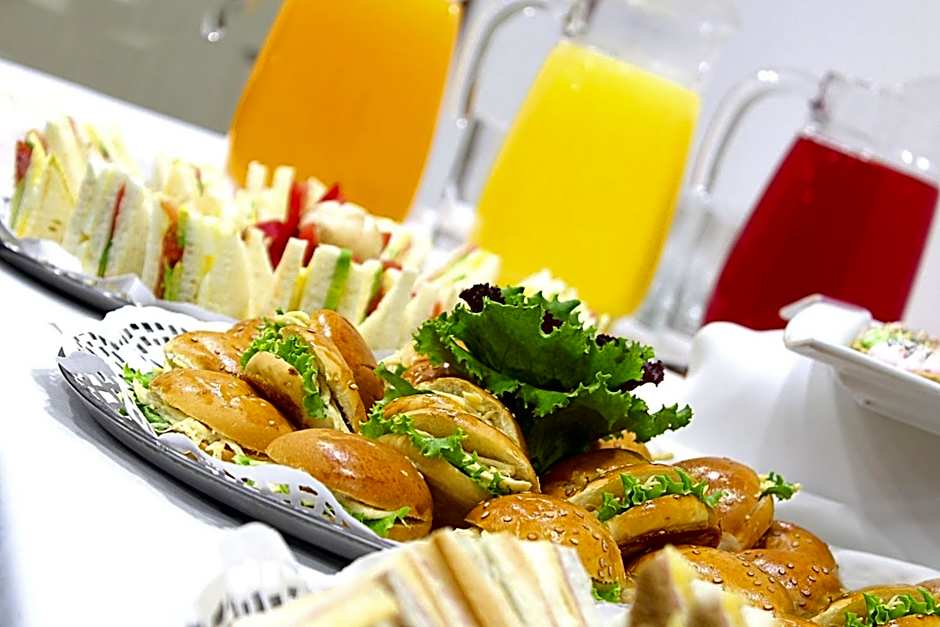 El Polo Apart Hotel & Suites