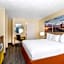 Days Inn & Suites by Wyndham Clovis