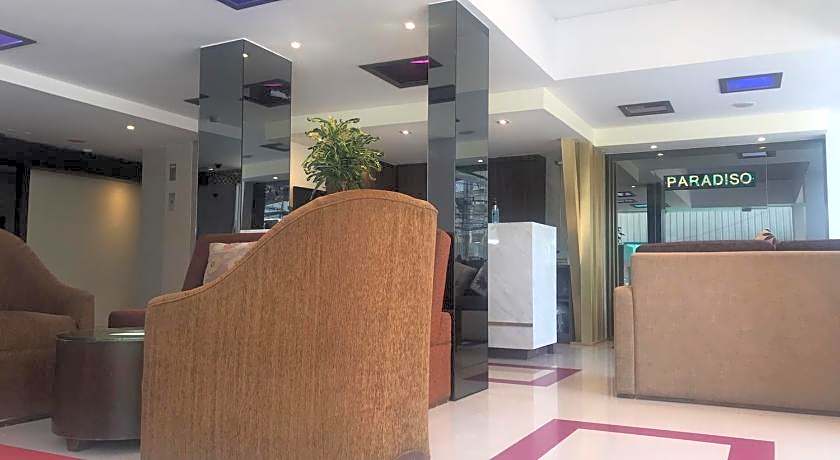 Paradiso Boutique Suites