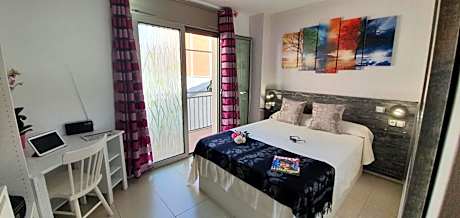 Three-Bedroom Superior Apartment - Terrace&BBQ