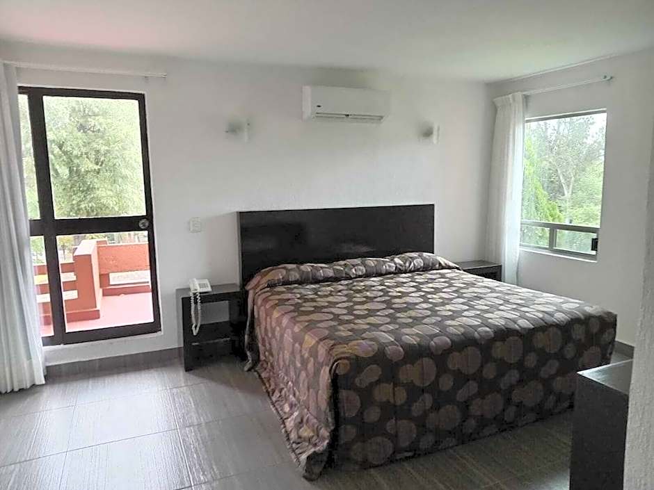 HOTEL PUNTA GALERIA
