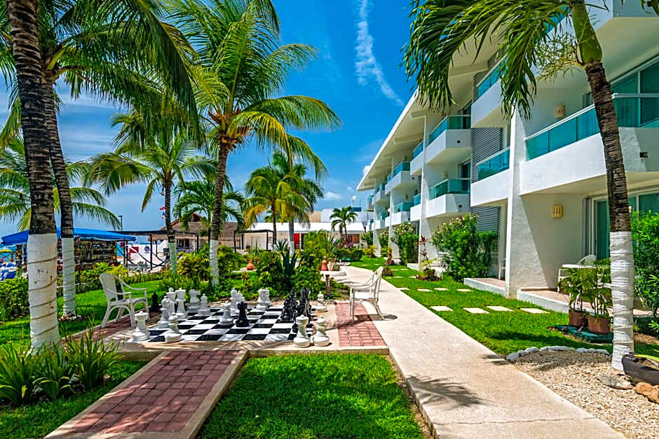 El Cid La Ceiba Beach Hotel