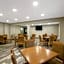 Days Inn & Suites by Wyndham Wisconsin Dells