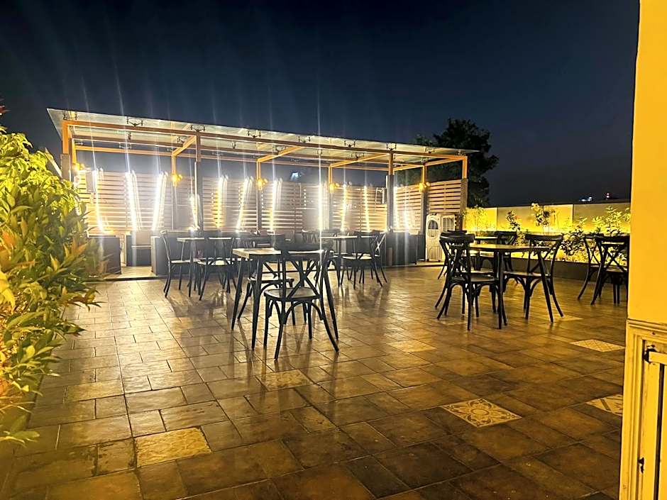 Southern Plaza