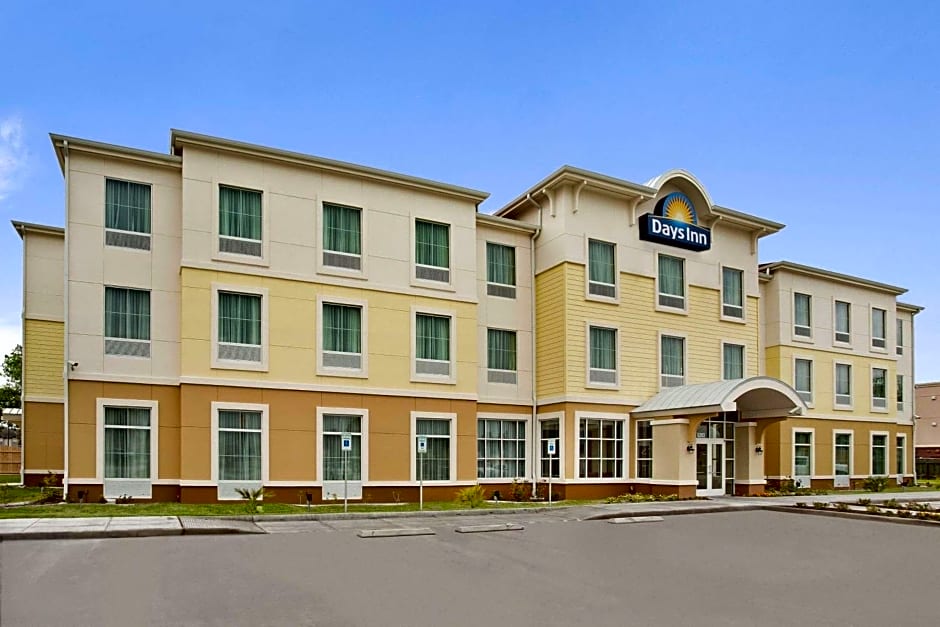 Days Inn by Wyndham Victoria