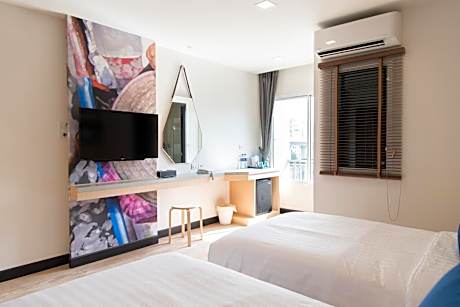 Staycation Offer - DesignBogie with Full Board