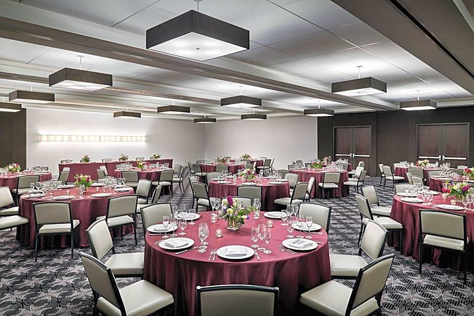 Hotel Chicago Downtown, Autograph Collection by Marriott