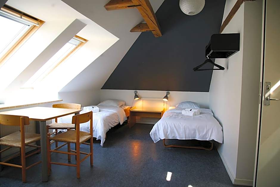 Nexø Modern Hostel. Private Rooms