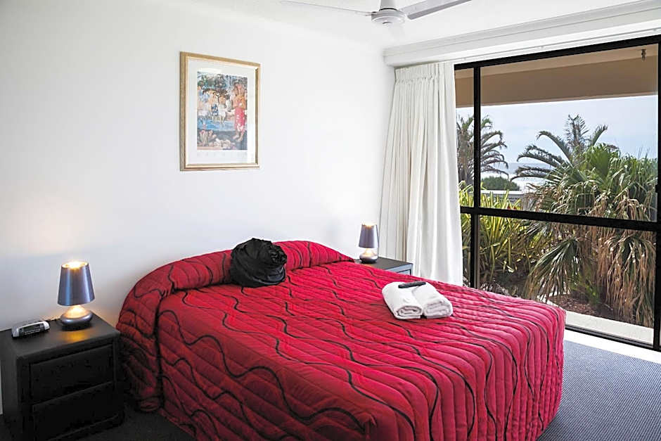 Photo 1 of 10 of Budget 3 Bedroom Apartment