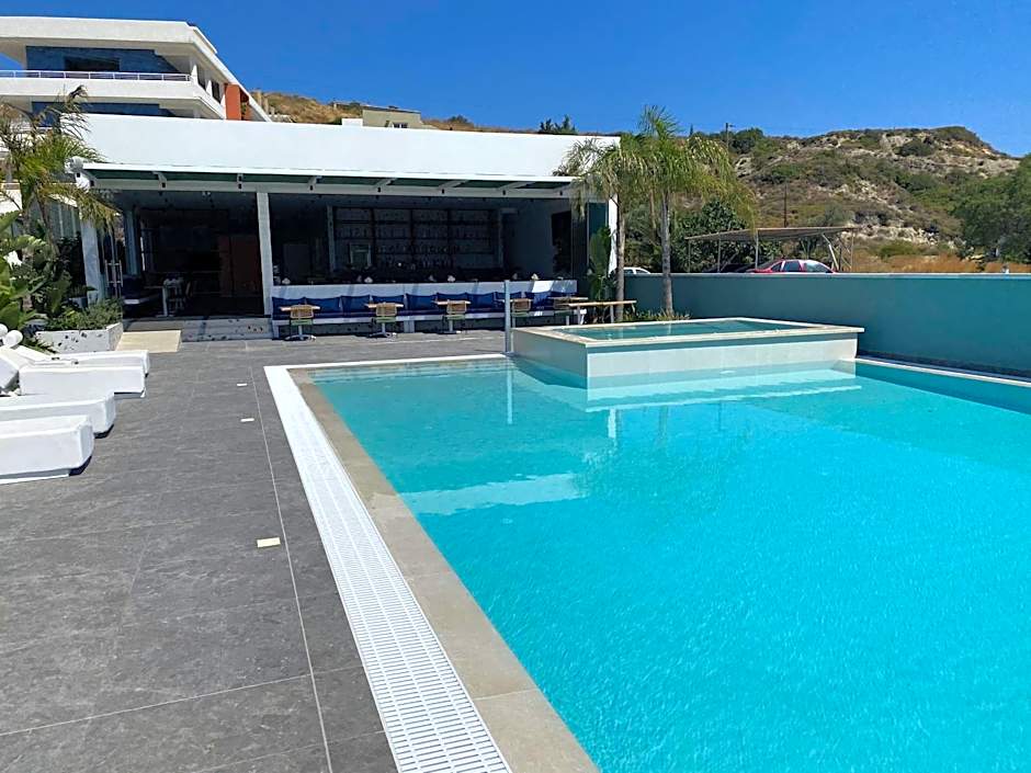 Mazoren Art Hotel
