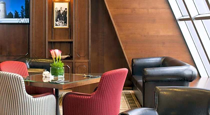 Kfar Maccabiah Hotel & Suites                                                                   