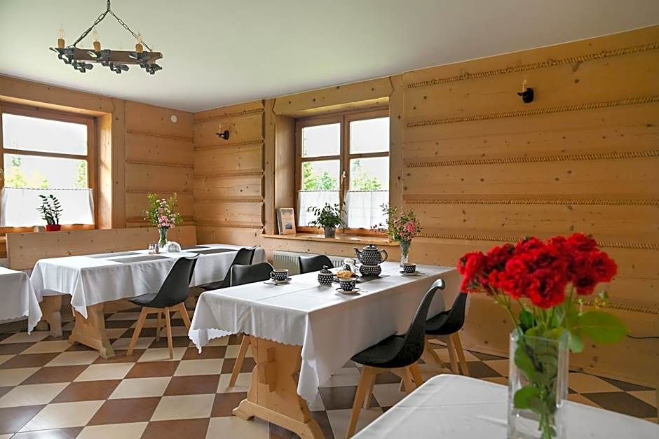 Zakątek Pod Smrekami