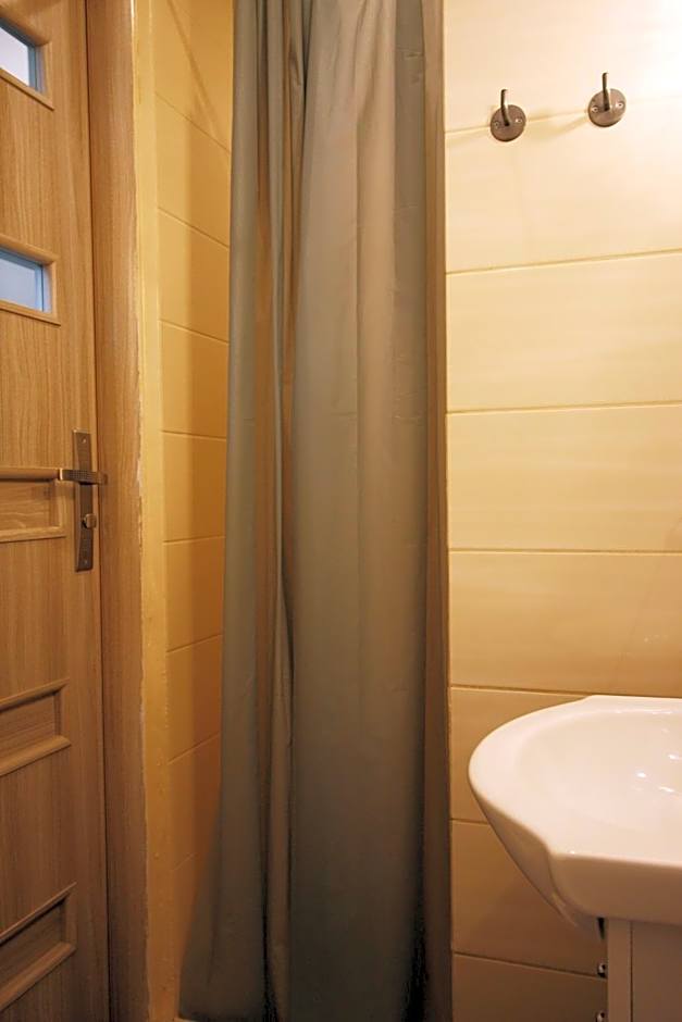 Pokoje Nadrzeczna 45