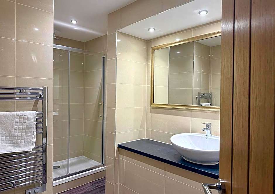 Great Hallingbury Manor