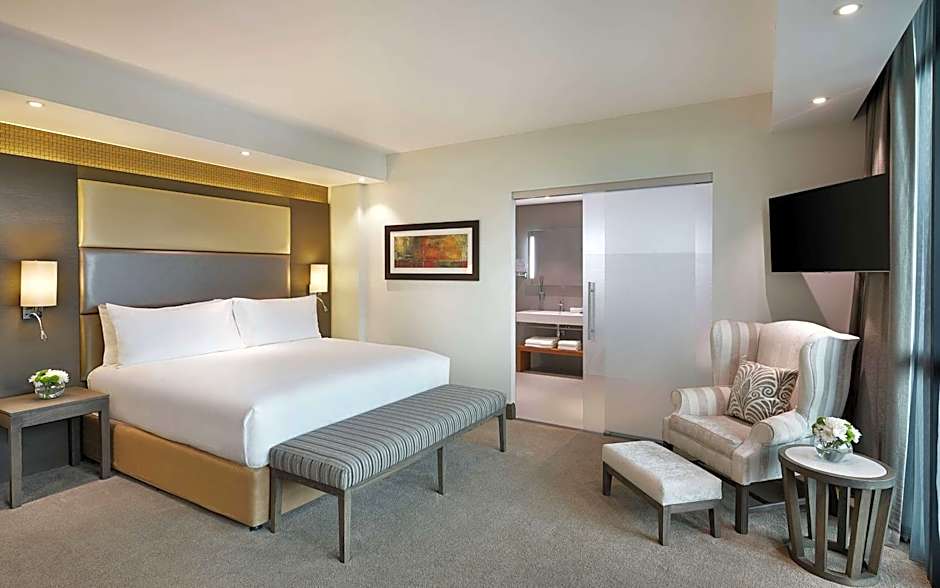 Legend Hotel Lagos Airport, Curio Collection By Hilton