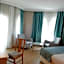X Life Hotel Sarıgerme 15 - Adult Hotel