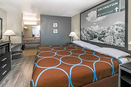 King Room - Non-Smoking