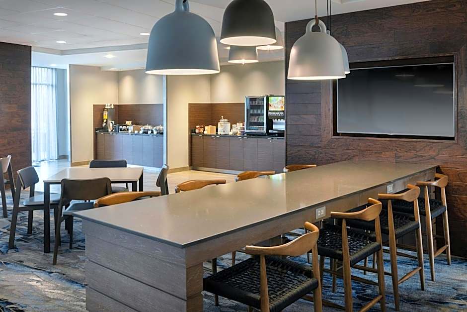Fairfield Inn & Suites by Marriott Bowling Green