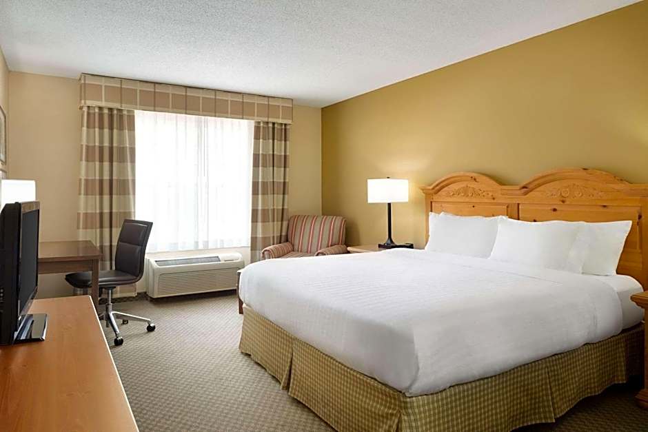 Country Inn & Suites by Radisson, Grinnell, IA
