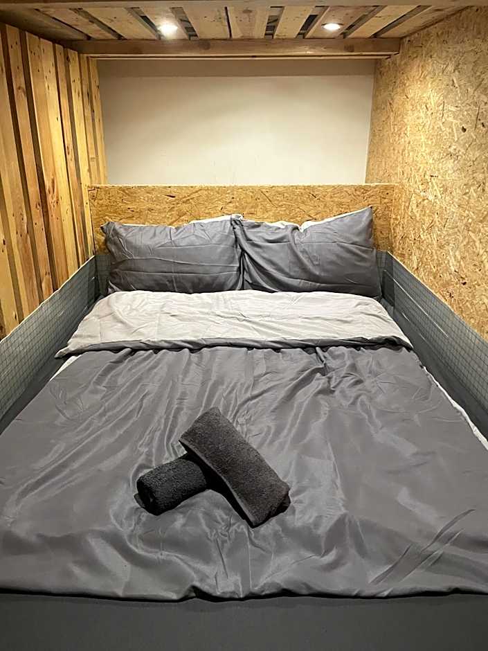 Urban Capsule