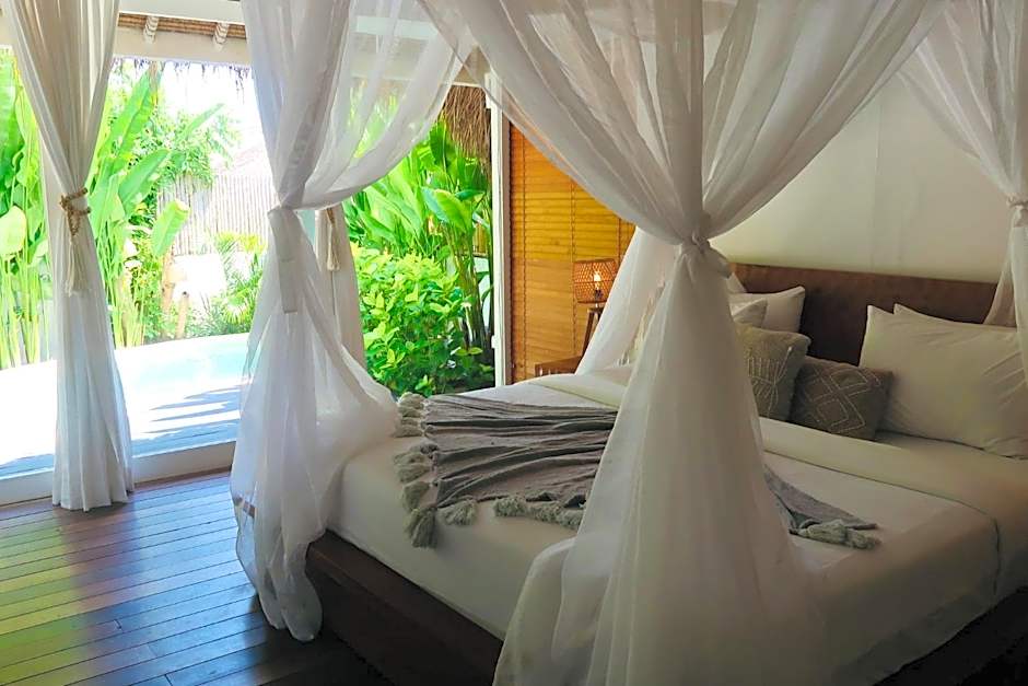 The Shacks at Sandy Bay