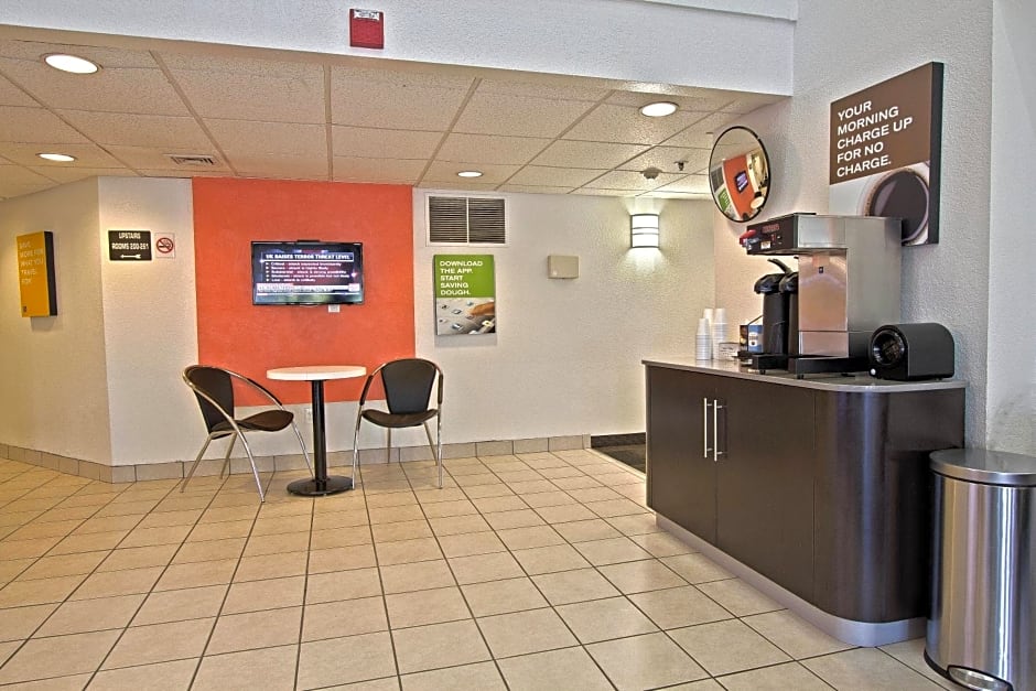 Motel 6-East Brunswick, NJ