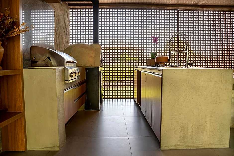 Casa com Ofurô, Piscina Aquecida e Cozinheira