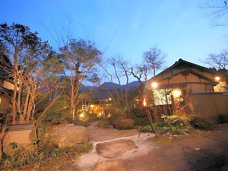 Yufuin Ryokan Nogiku