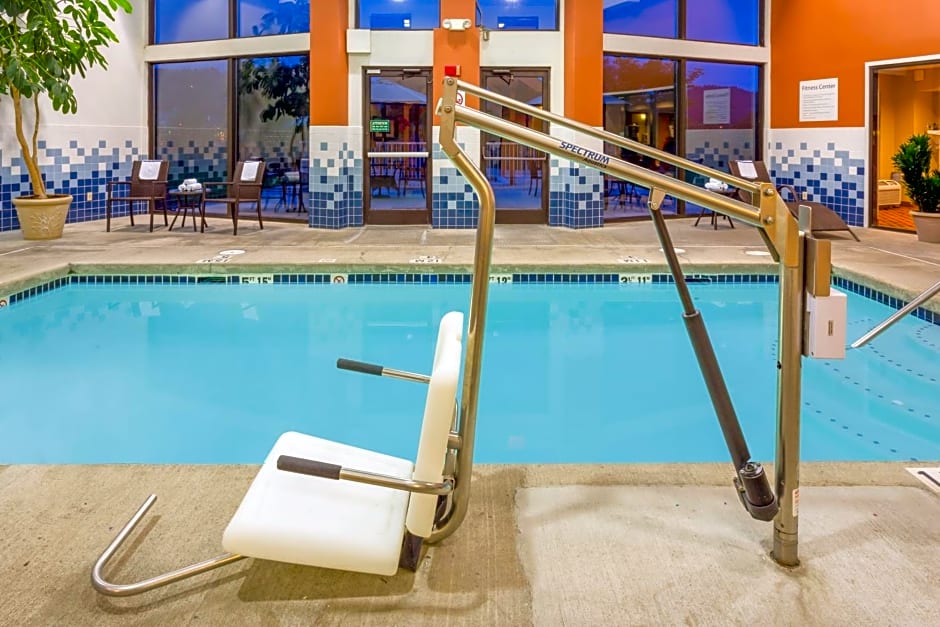 Holiday Inn Express Roseburg By IHG