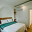marla suite